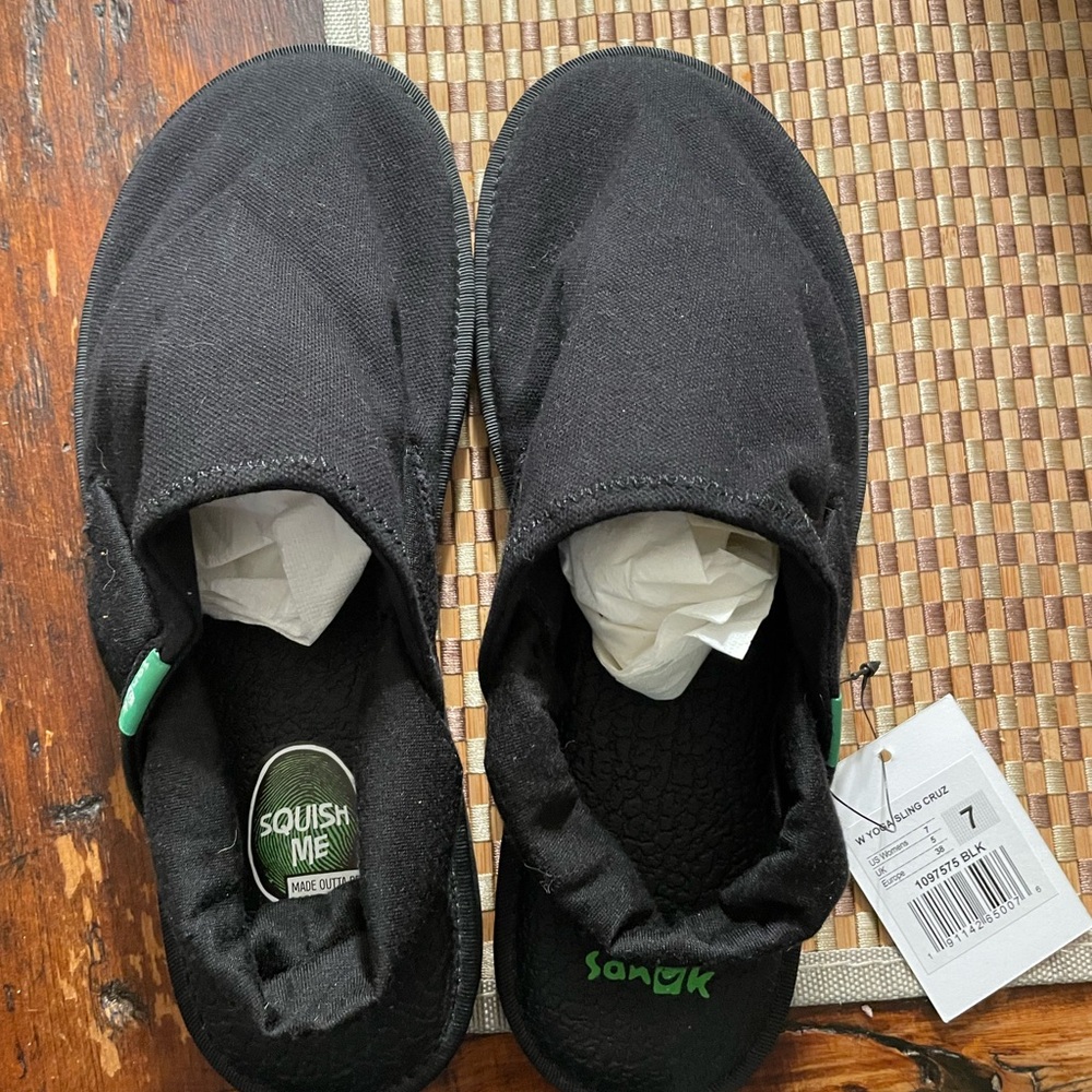 Sanuk Black Yoga Sling Cruz Women's Slippers